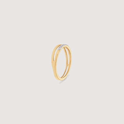 Flowing Linear Diamond Ring