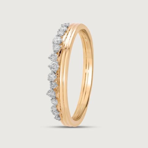 Chic Radiance Diamond Ring