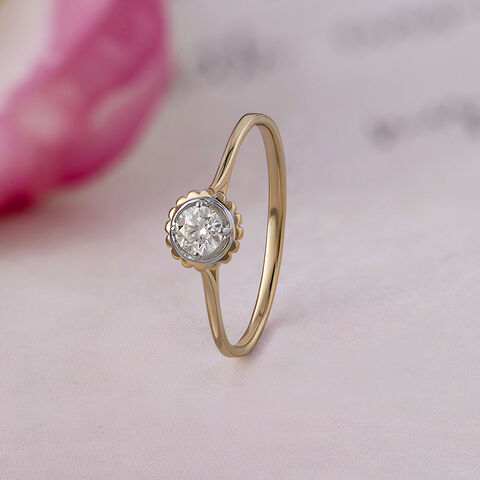 Blooming Beauty 14 kt Gold & Diamond Finger Ring