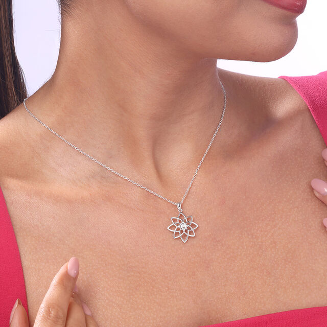 Petal Outline Silver Necklace,,hi-res image number null