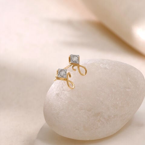 Fluid Frame Diamond Stud Earrings