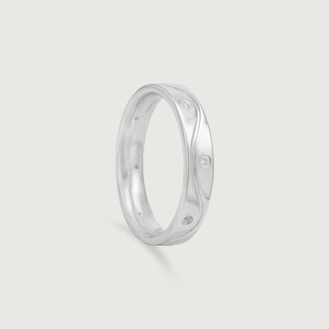 Elegant Curve Silver Ring