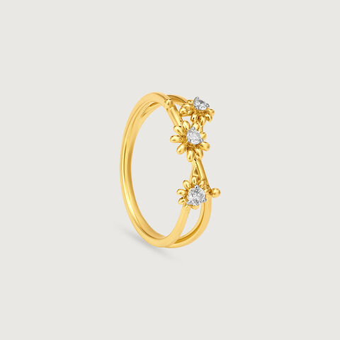 Dewdrop Daisy Diamond Ring