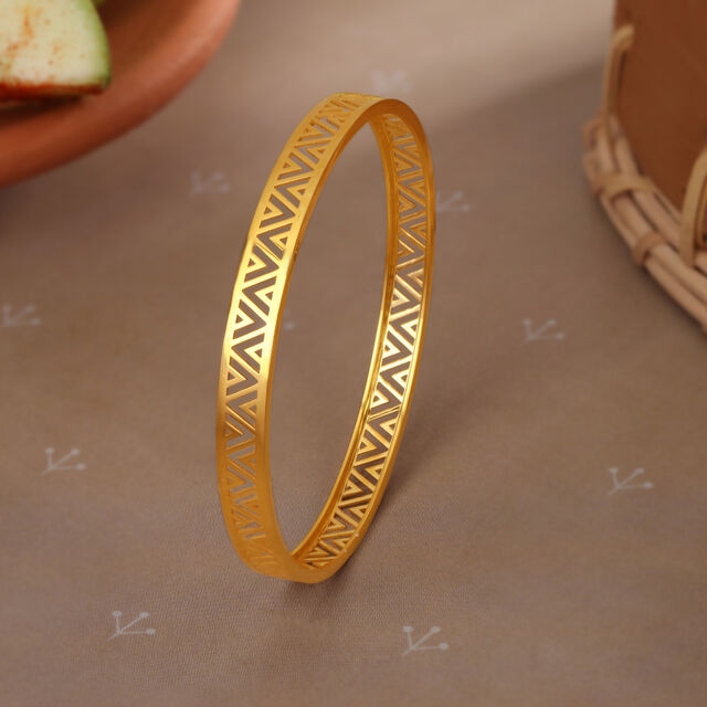 Saura Artistry 22KT Gold Bangle,,hi-res image number null