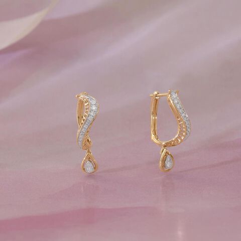 Wavy Glow Diamond Hoop Earrings