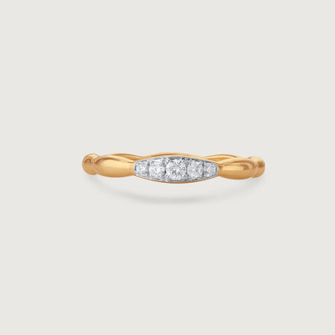 Ethereal Twist Diamond Ring