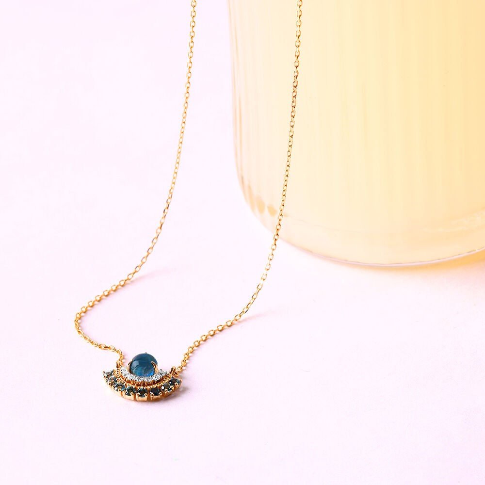 Necklace Shop Trendy Gold Diamond Necklace for Women Online