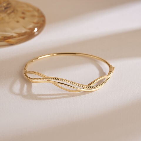 Sculpted Current Gold Bangle