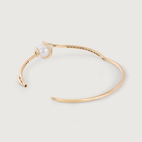 Modern Knot Pearl Bangle