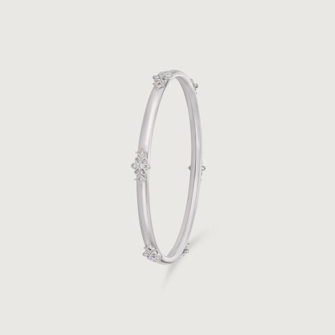Elegant Fleur Silver Bangle