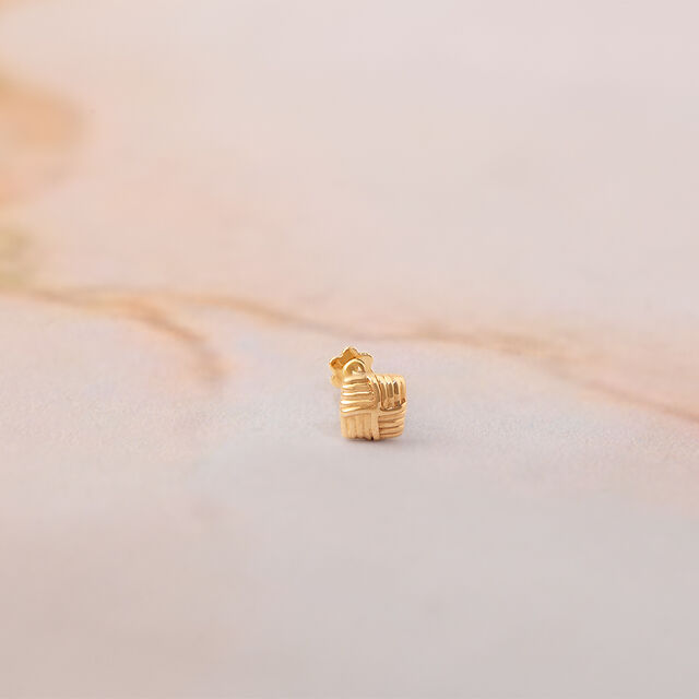 Sculpted Square Gold Nose Pin,,hi-res image number null