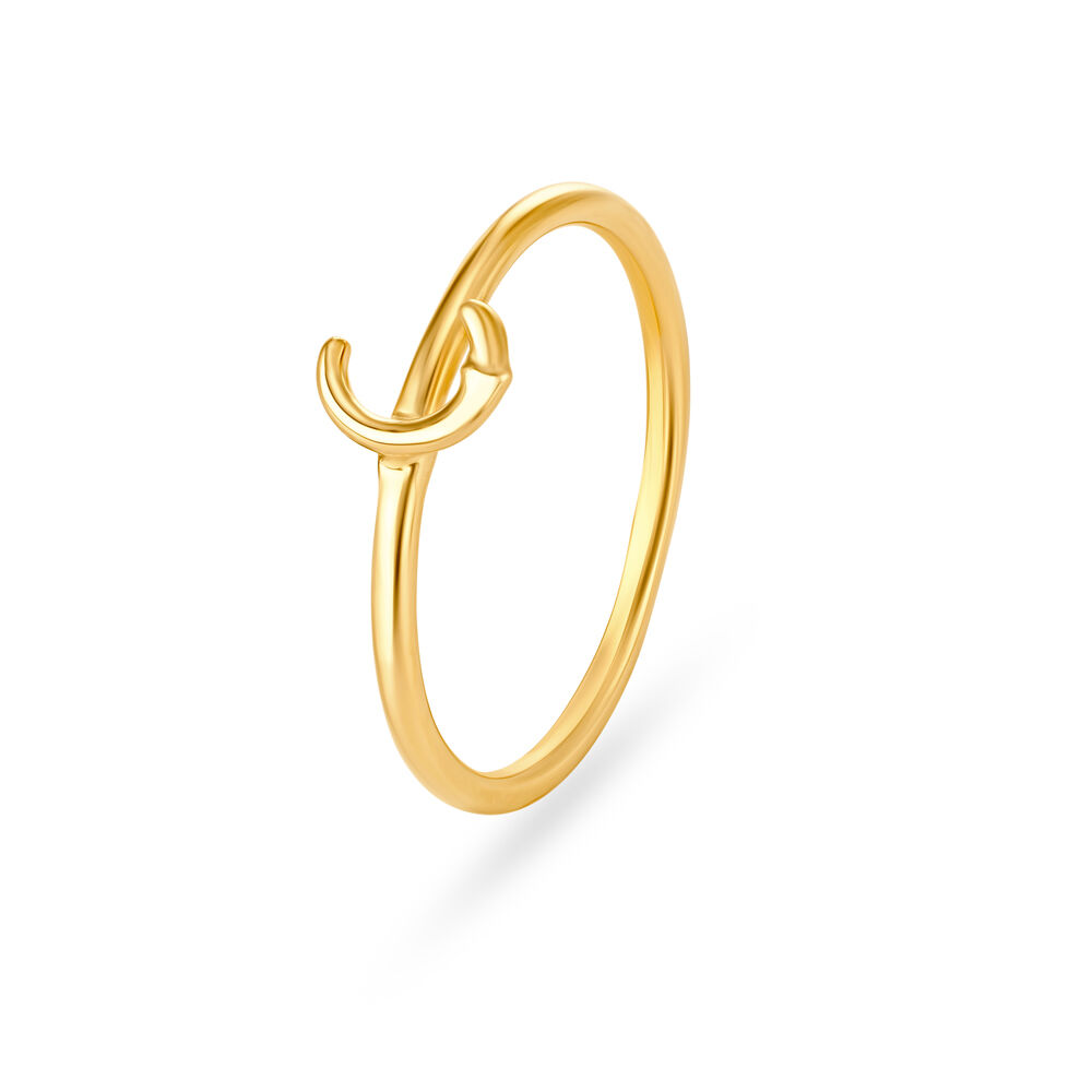 Letter c ring top