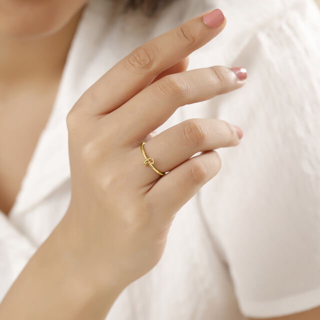 Letter P 14KT Yellow Gold Initial Ring,,hi-res image number null