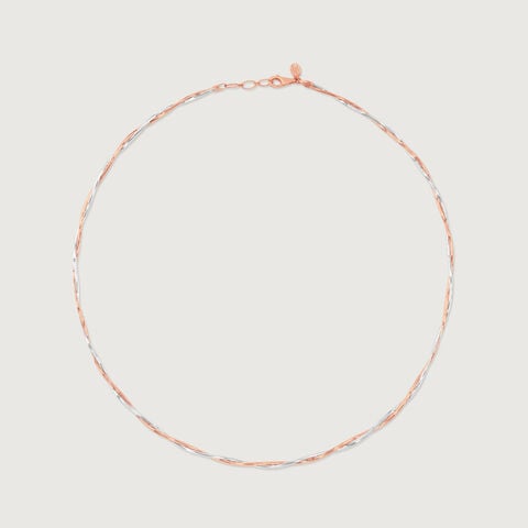 Sleek Interwoven Omega Gold Chain