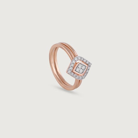 Vintage Glam Gold & Diamond Ring