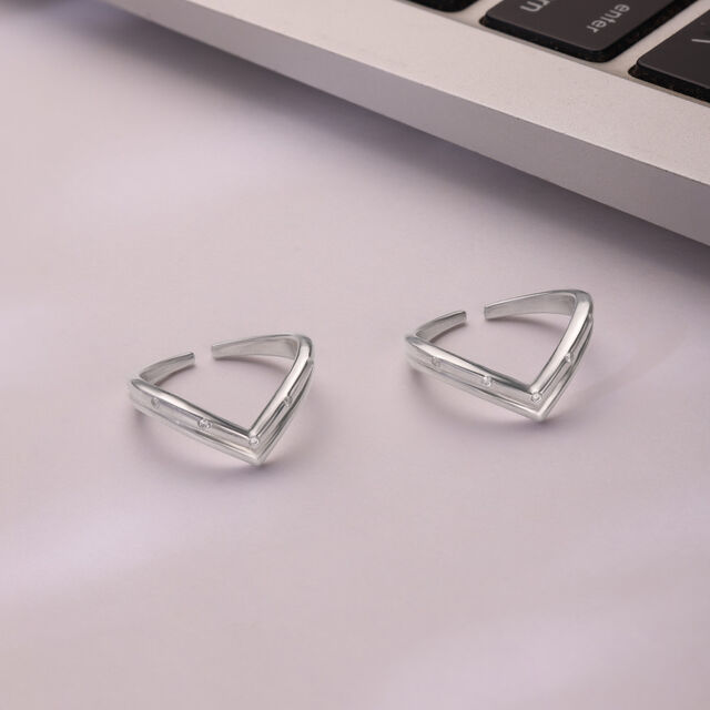 Bold Angle Silver Toe Rings,,hi-res image number null