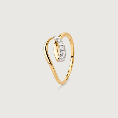 Elegant Infinity Diamond Ring