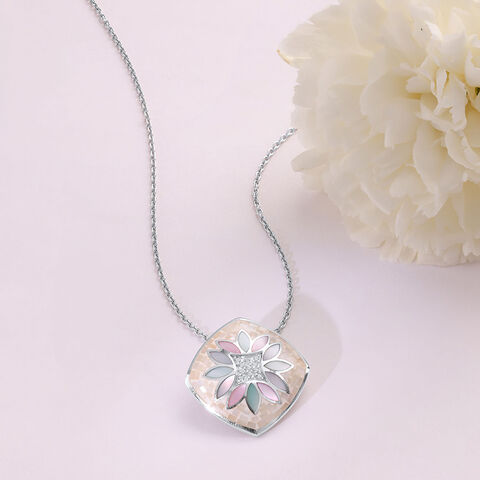 Mother of Pearl Oasis Silver Pendant