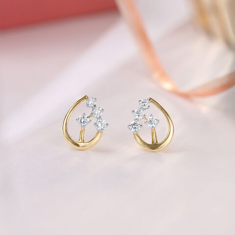 Gleaming Teardrop Diamond Earrings