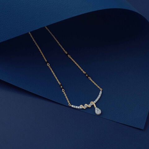 Fluid Twisted Diamond Mangalsutra
