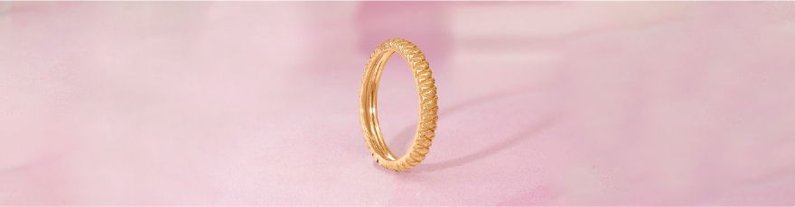 Bold Edge Gold Ring