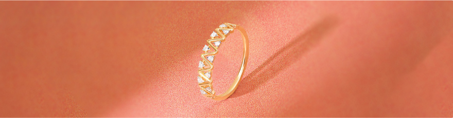 Zigzag Radiance Diamond Ring