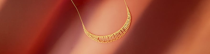 Sleek Radiant Gold Necklace