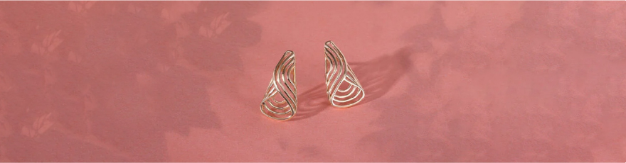 14KT Yellow Gold Triangle Edge Delight Stud Earrings