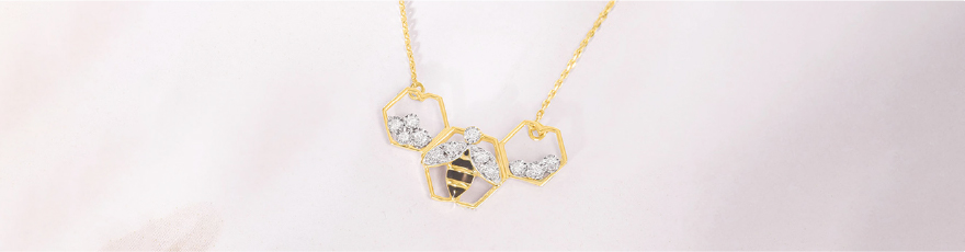 Sweet Buzz Diamond Necklace