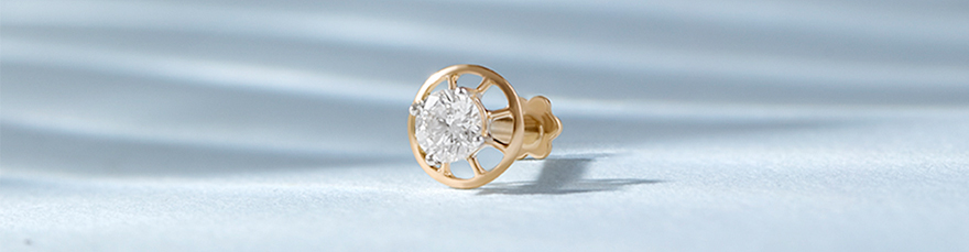 Celestial Circle Gold and Diamond Nose Pin