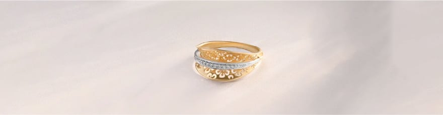 Princess Bloom Diamond Ring