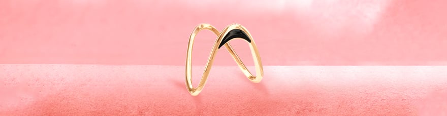 Wavy Minimalist Gold Ring
