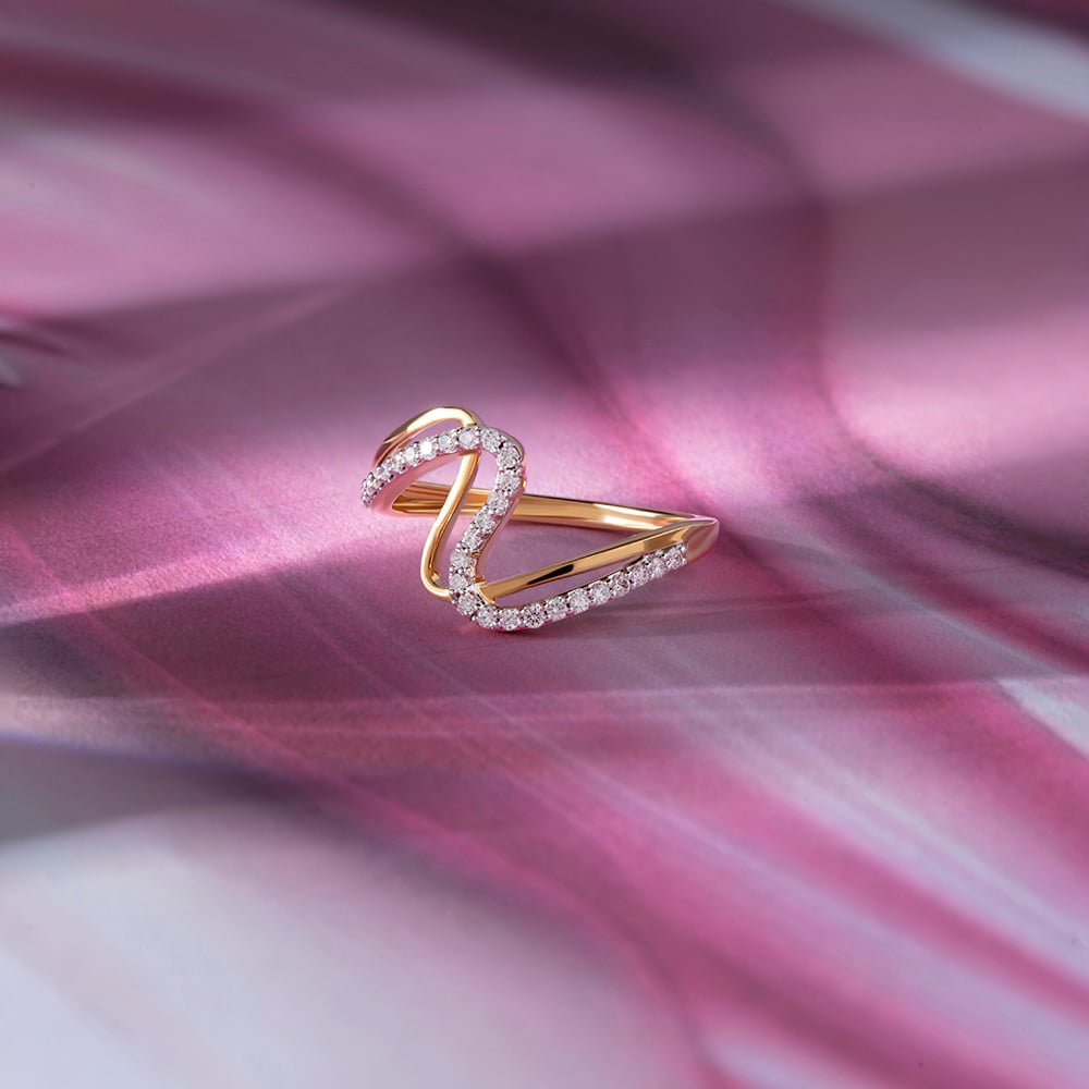 Mystic Wave Gold & Diamond Ring