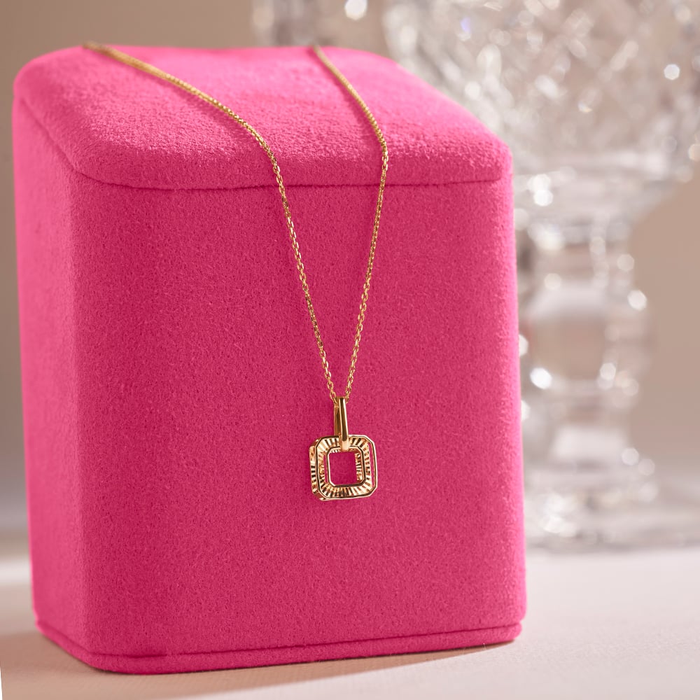 Sleek Radiant Gold Pendant