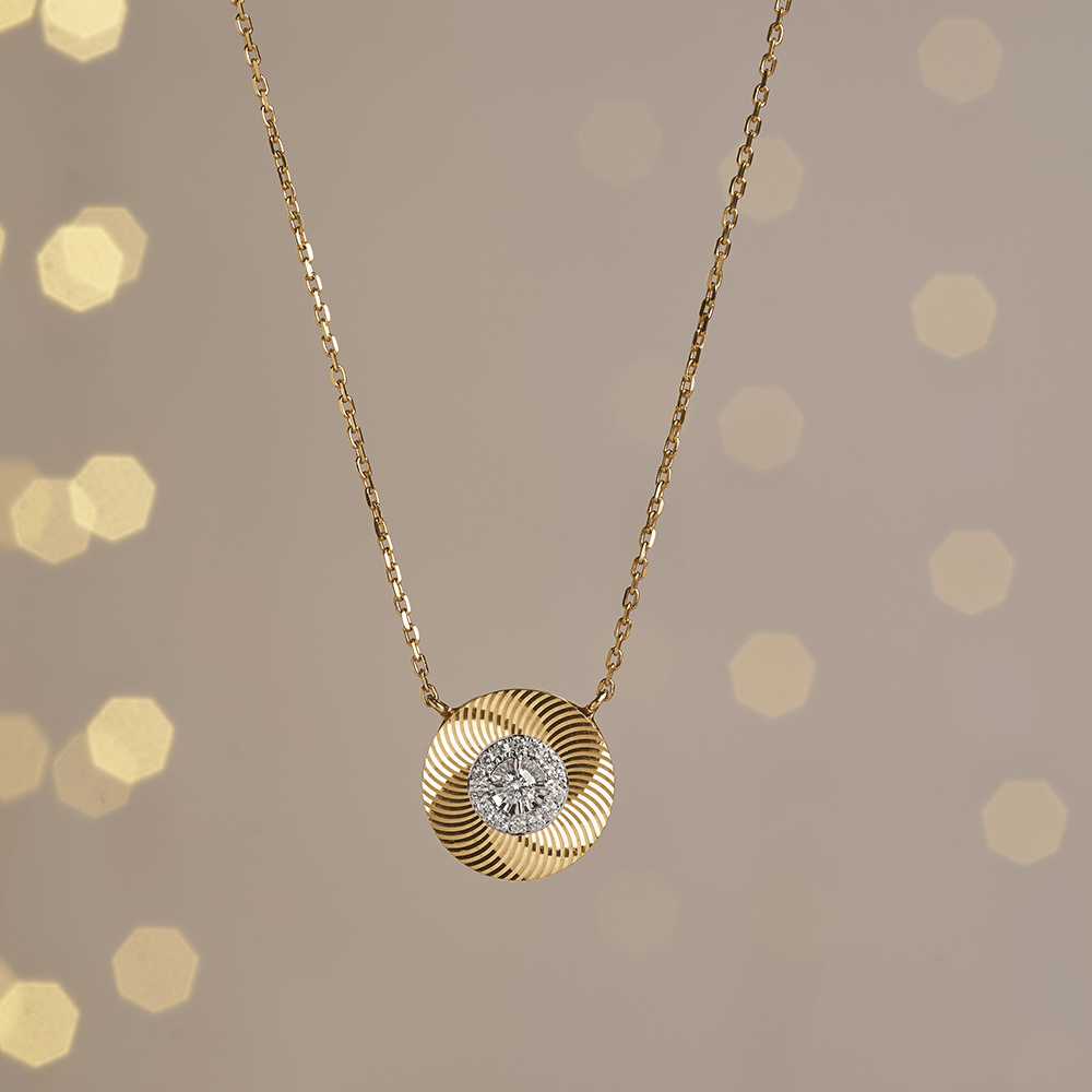 Luminous Radiant Diamond Necklace