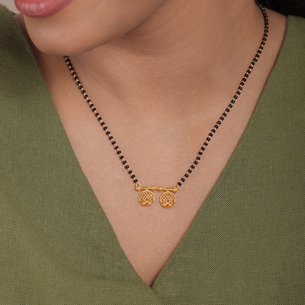 Timeless Grace 22 Kt Gold Vati Mangalsutra,,hi-res thumbnail 2