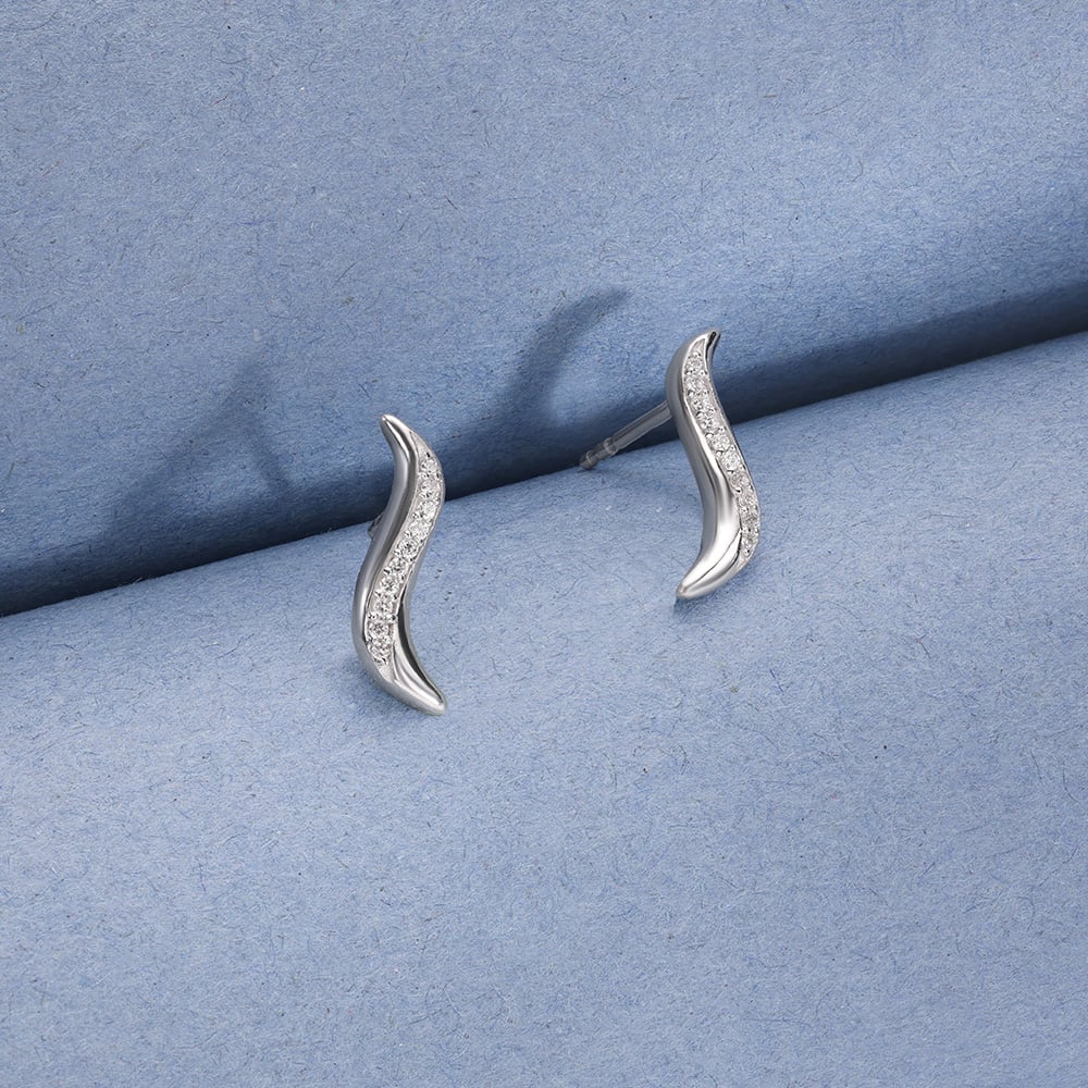 Flowing Arc Silver Stud Earrings