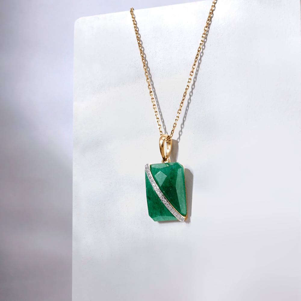 Royal Glow Quartz Pendant