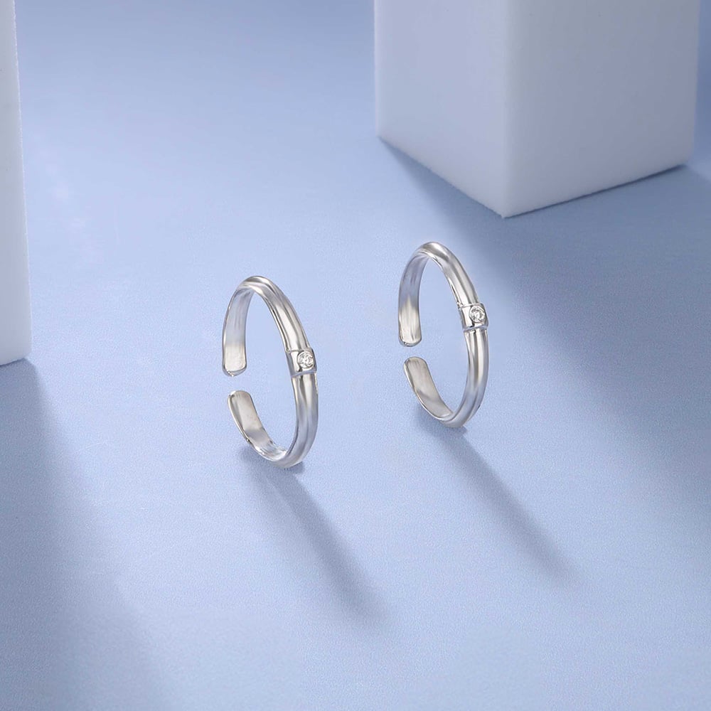 Chic Accent Silver Toe Rings