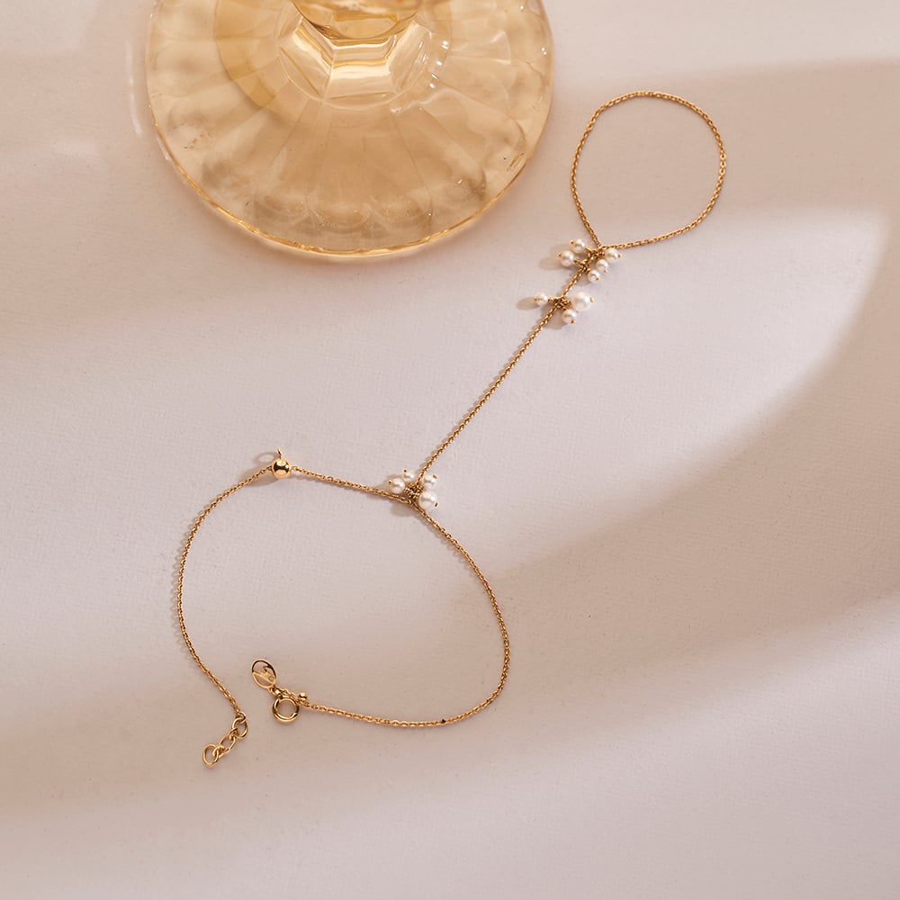 Delicate Luminous Pearl Hand Chain