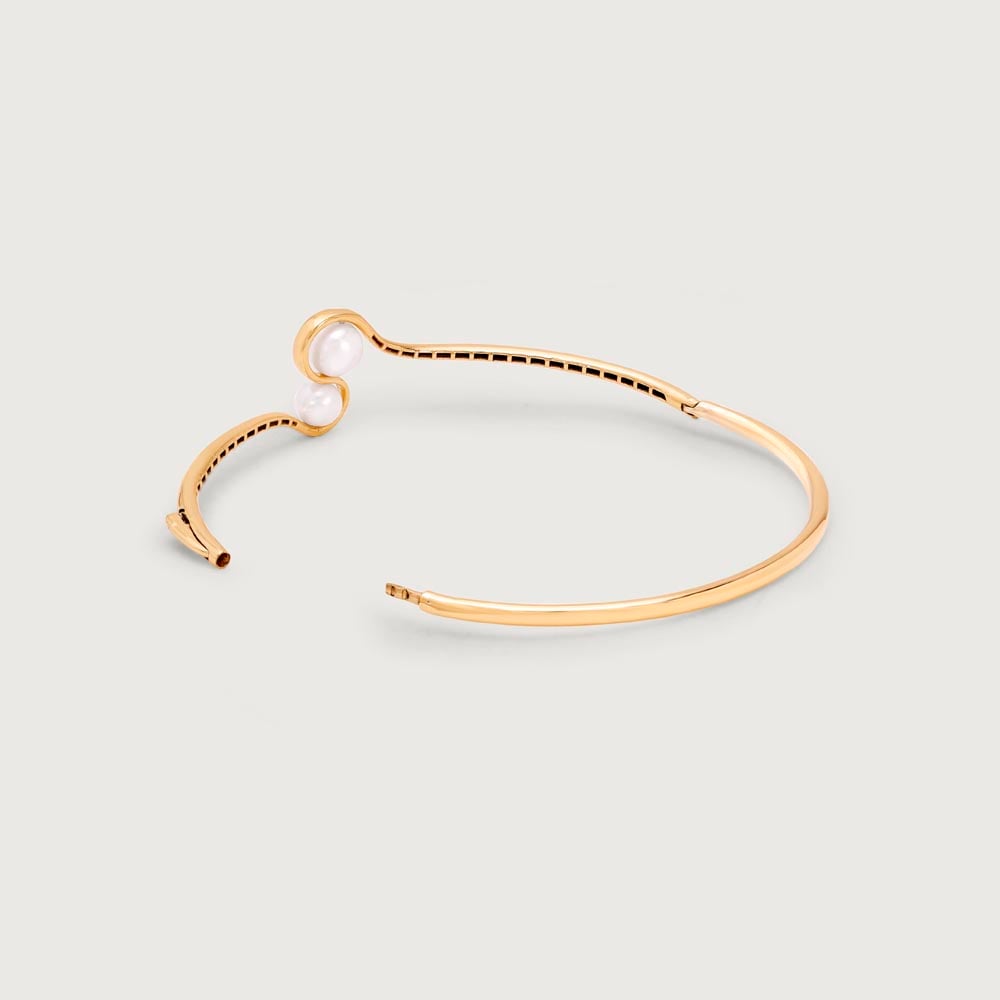 Lustrous Curve Pearl Bangle,,hi-res thumbnail 5