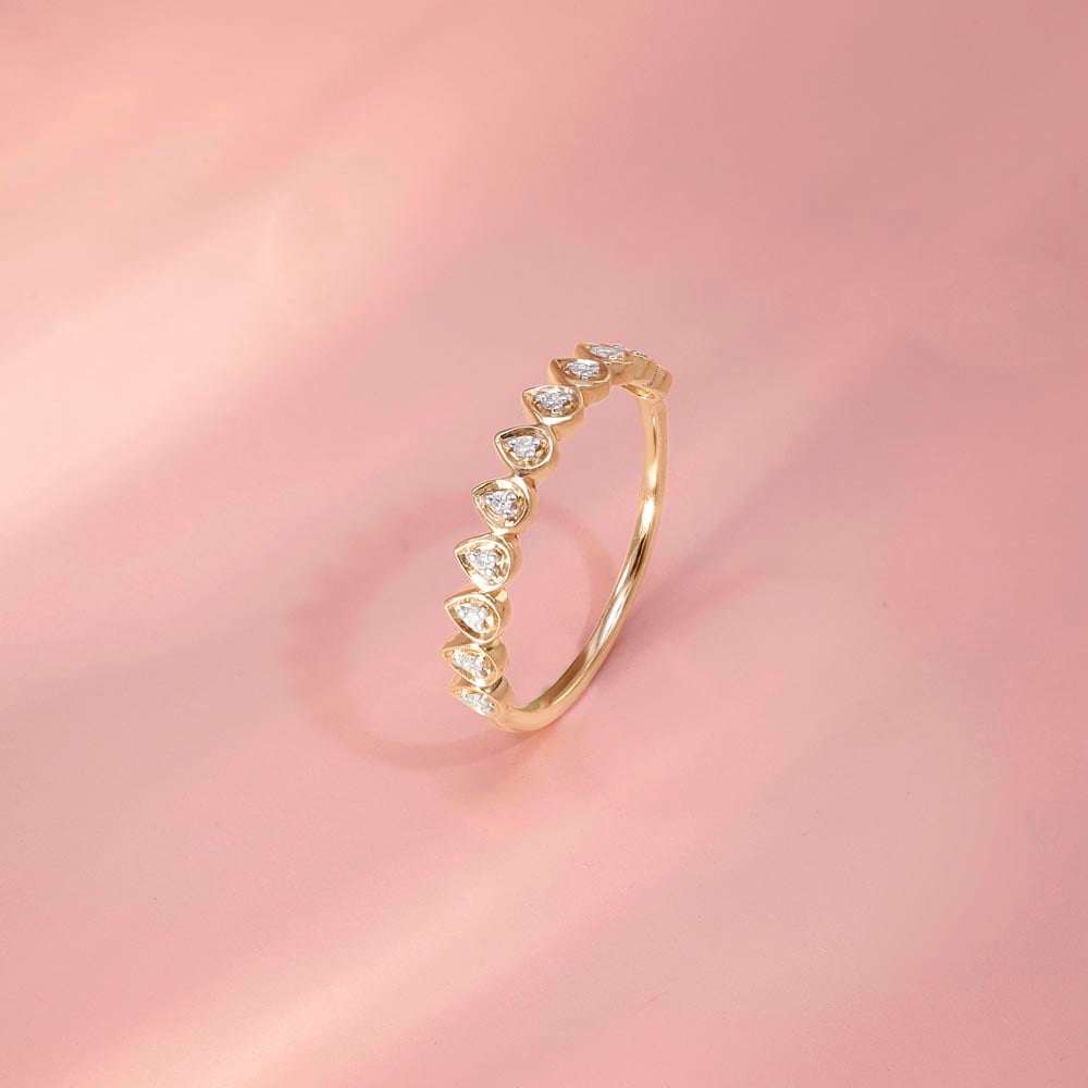 Petal Arc Diamond Ring