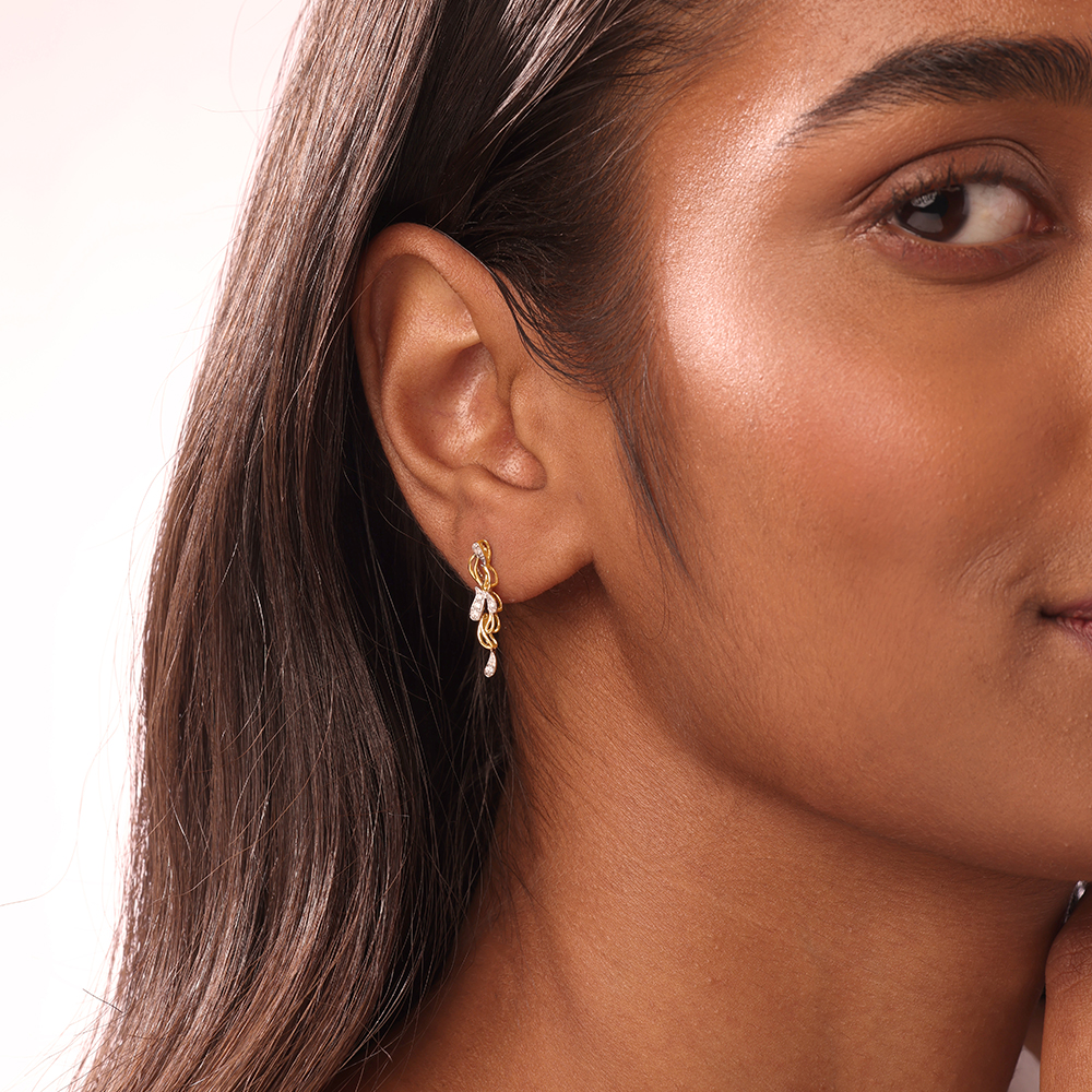 Dewdrop Cascade 18 Kt Gold & Diamond Drop Earrings,,hi-res thumbnail 2