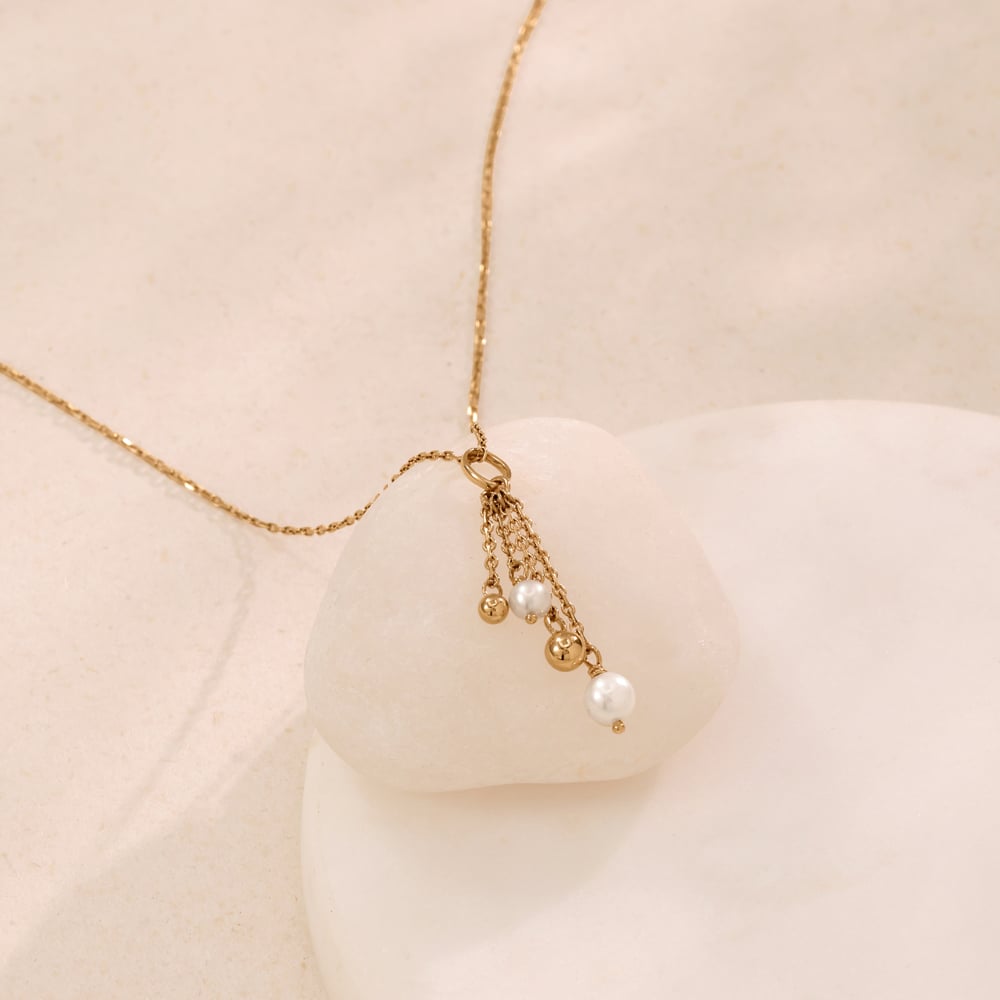 Graceful Cascade Pearl Pendant