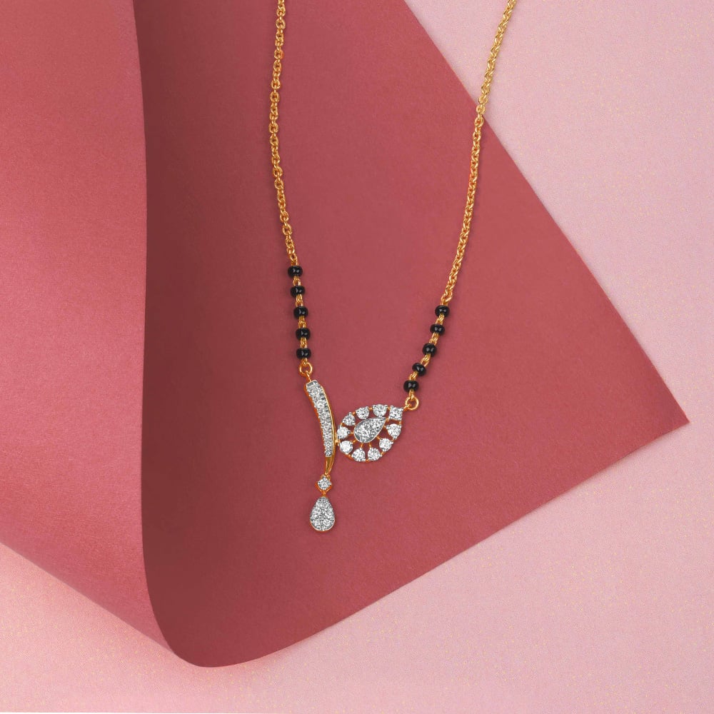 Fluid Asymmetric Diamond Mangalsutra