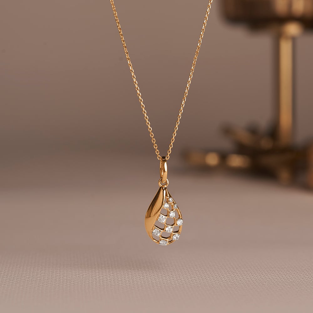 Luminous Checkered Diamond Pendant