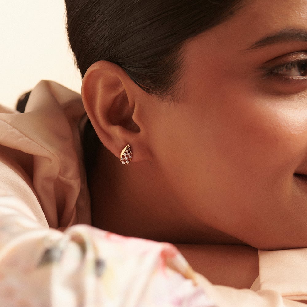 Luminous Checkered Diamond Stud Earrings,,hi-res thumbnail 2