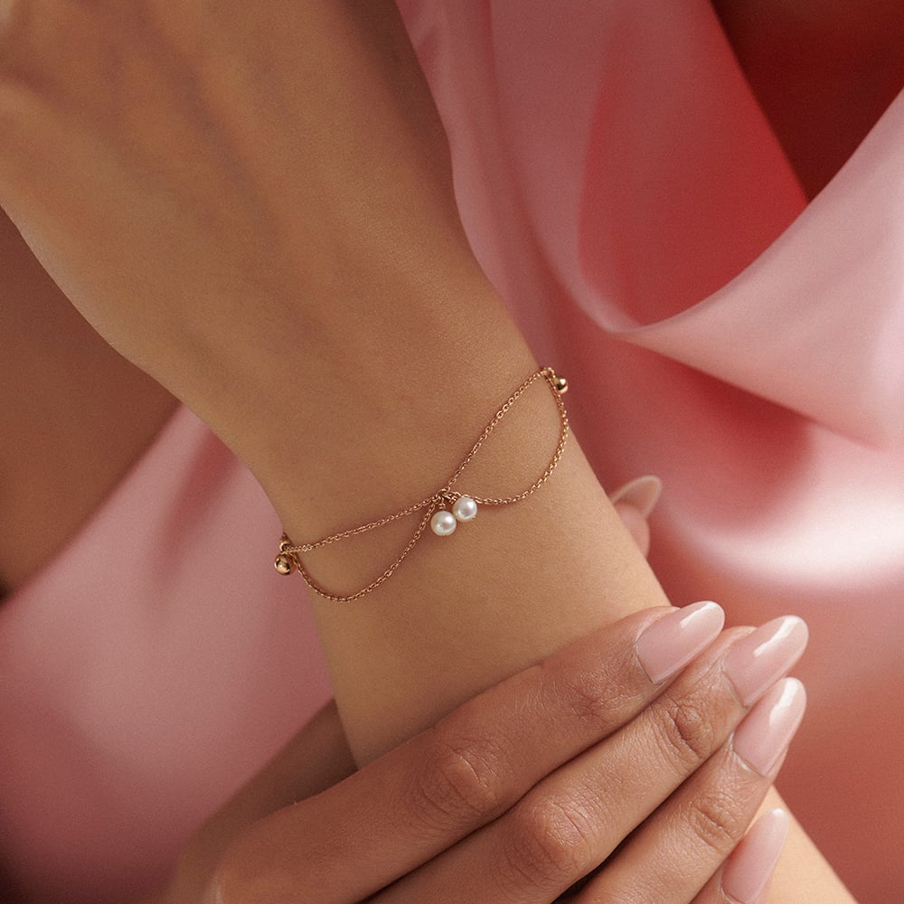 Delicate Luminous Pearl Bracelet,,hi-res thumbnail 2