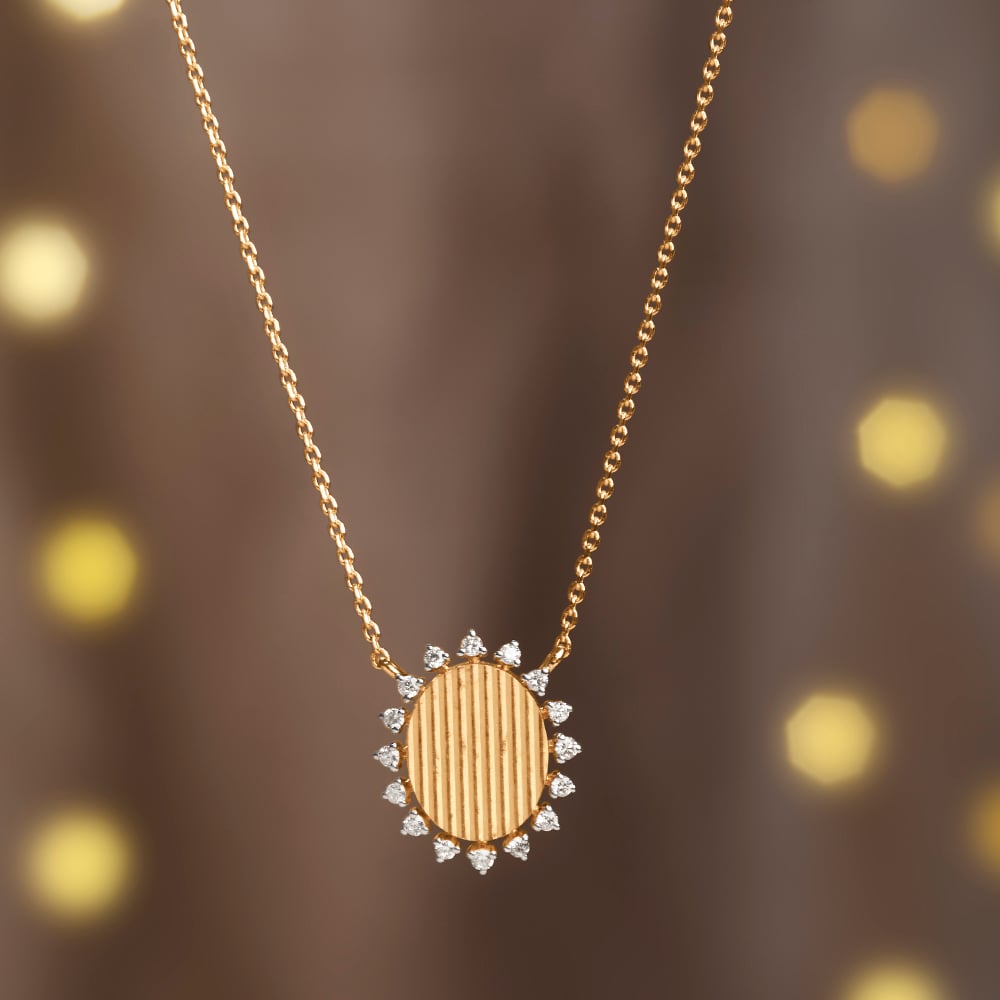 Oval Luminous Diamond Necklace
