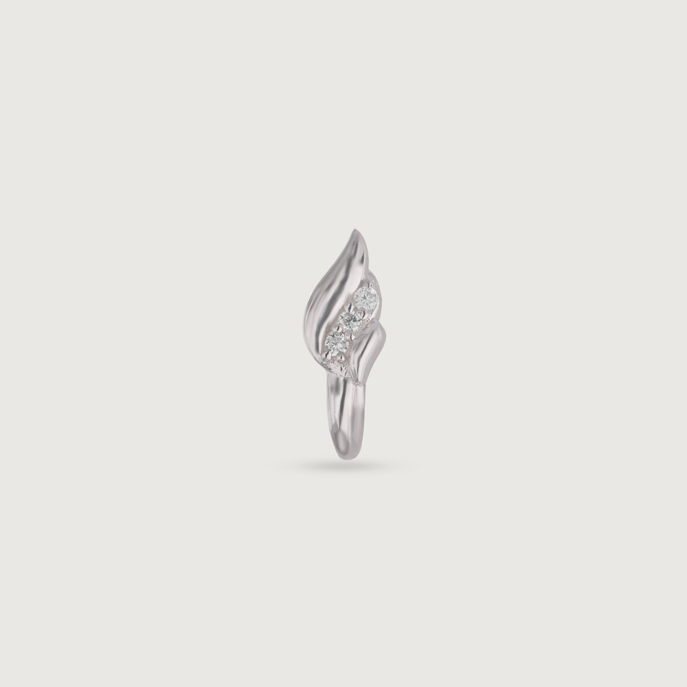 Dreamy Gleam Silver Nose Pin,,hi-res thumbnail 4
